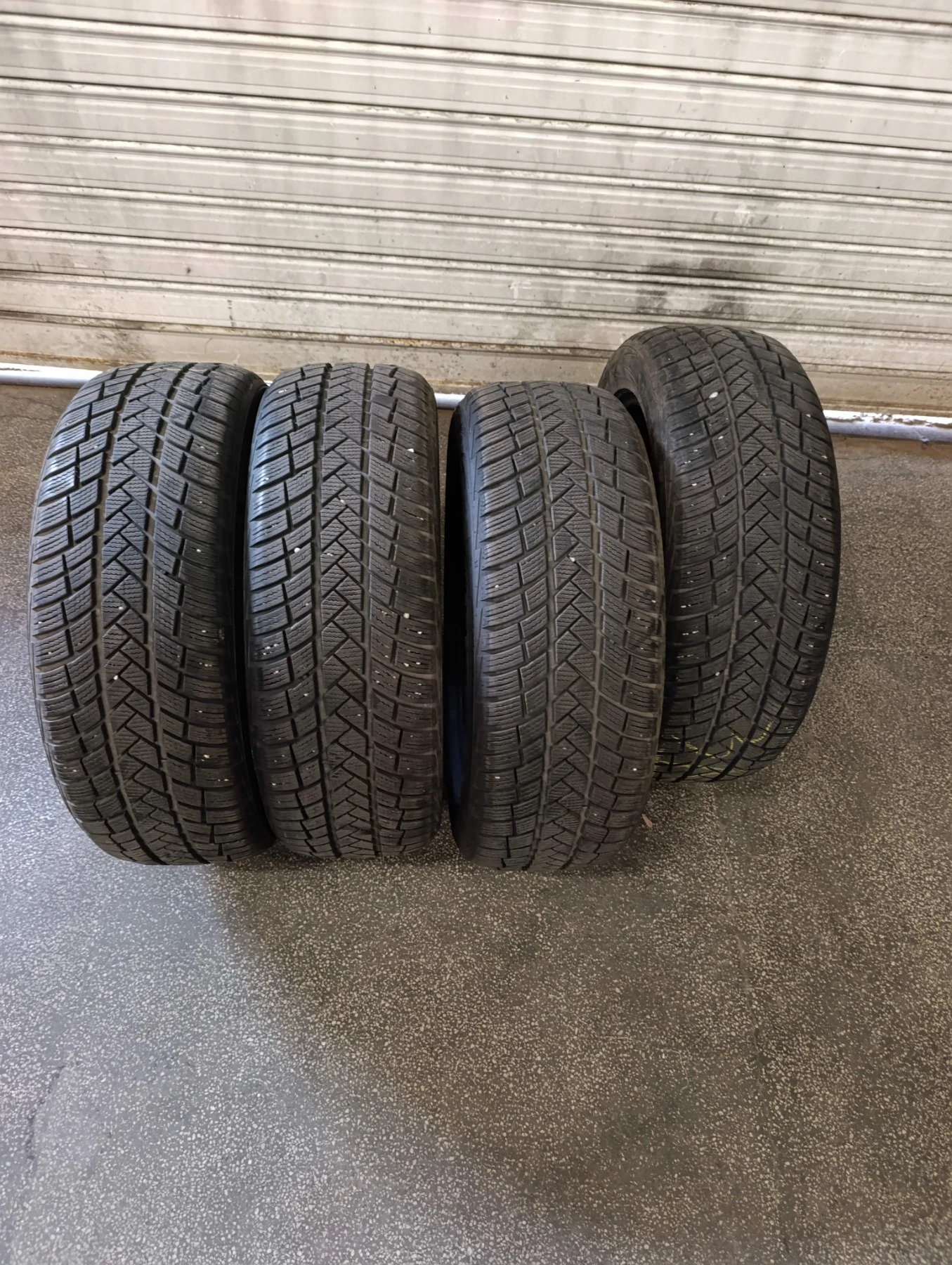 ���� 215/55R18 | Mobile.bg � ����������� 4