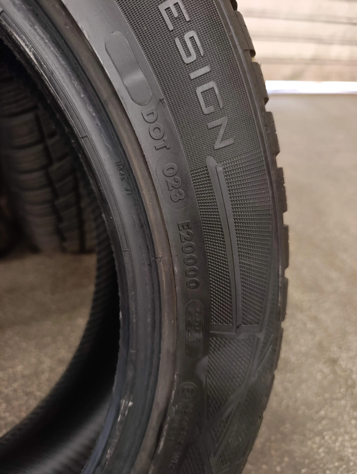 ���� 215/55R18 | Mobile.bg � ����������� 2