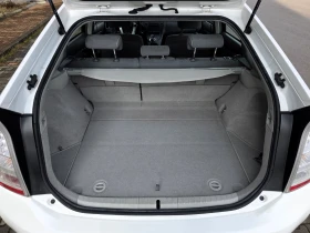 Toyota Prius 1.8Hybrid/136/e-CVT, снимка 14