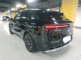 Zeekr 7X 75 kWh Intelligent Driving Version, снимка 3