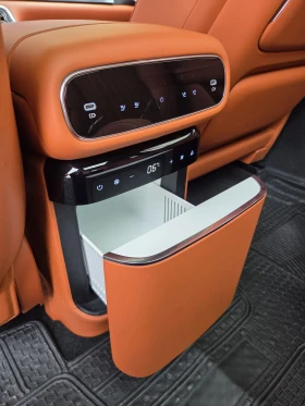 Geely Galaxy M9 210km 4WD, снимка 12