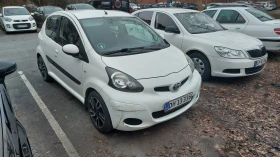 Toyota Aygo 1.0 68кс. Газова Уредба, снимка 13