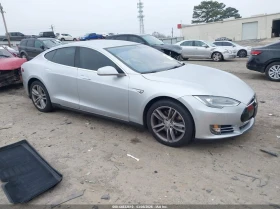 ������ Tesla Model S