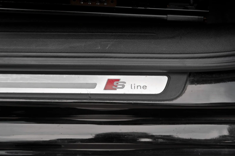 Audi A5 1.8 TURBO S line, снимка 14 - Автомобили и джипове - 45762954