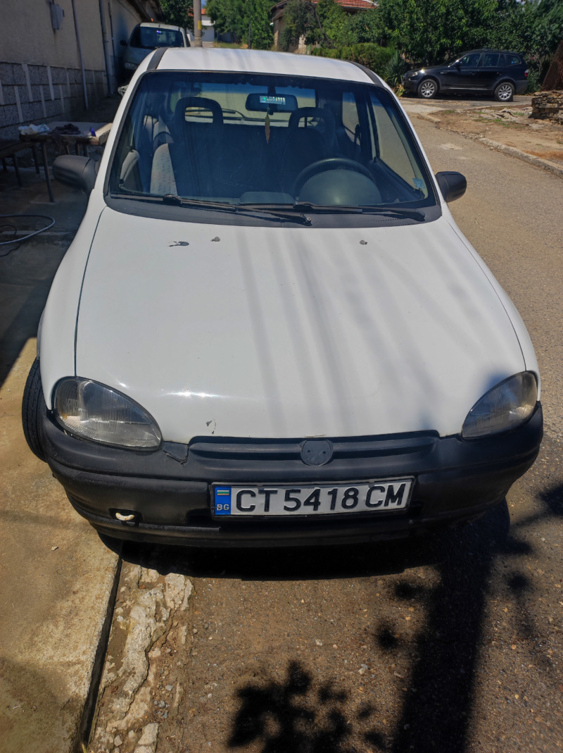 Opel Corsa, снимка 2 - Автомобили и джипове - 46228775