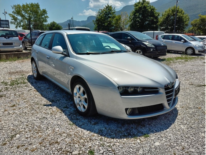 Alfa Romeo 159 sportwagon 1.9 JTD, снимка 3 - Автомобили и джипове - 46384942