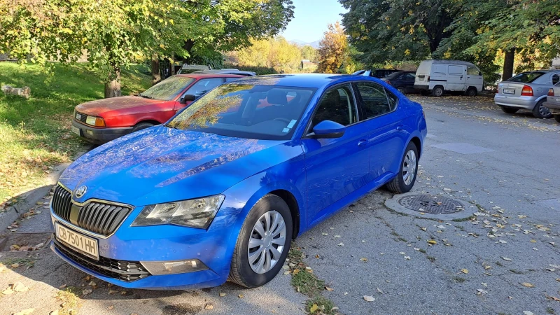 Skoda Superb, снимка 1 - Автомобили и джипове - 47693464