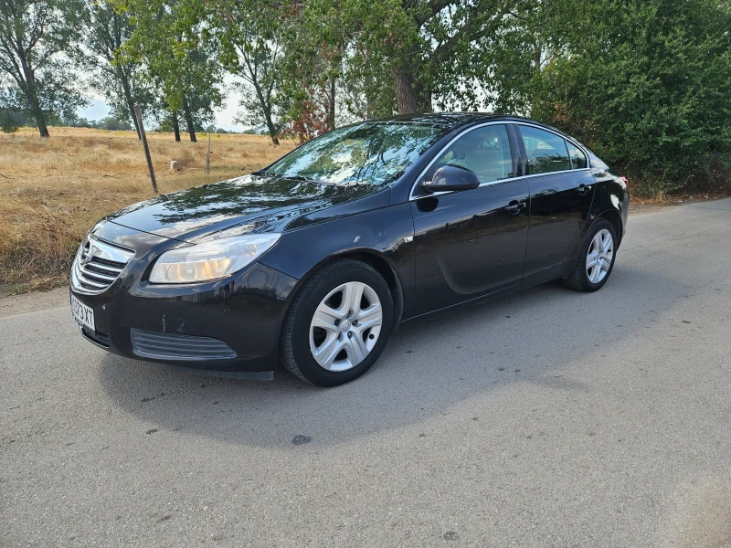 Opel Insignia, снимка 1 - Автомобили и джипове - 49323351