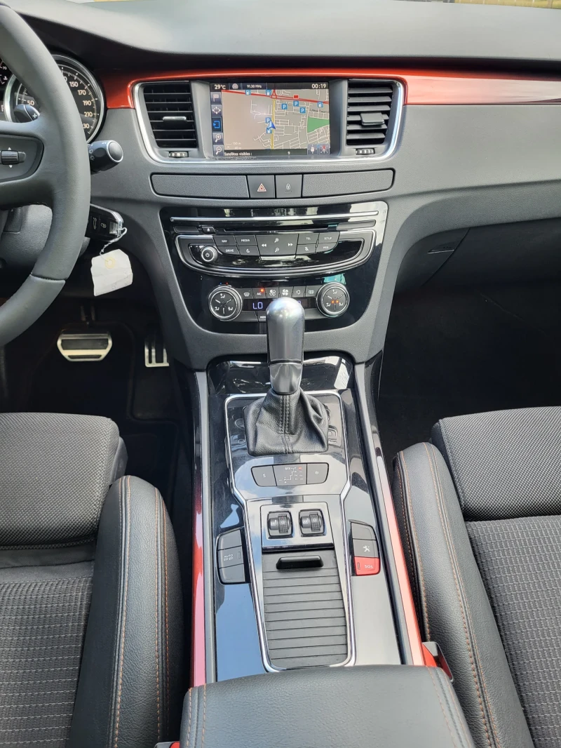 Peugeot 508 2.0HDI-180ps, снимка 14 - Автомобили и джипове - 50852433