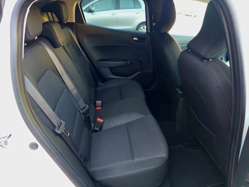 Renault Clio 1.0 Automatic Andoid  55000km, снимка 9 - Автомобили и джипове - 52672807