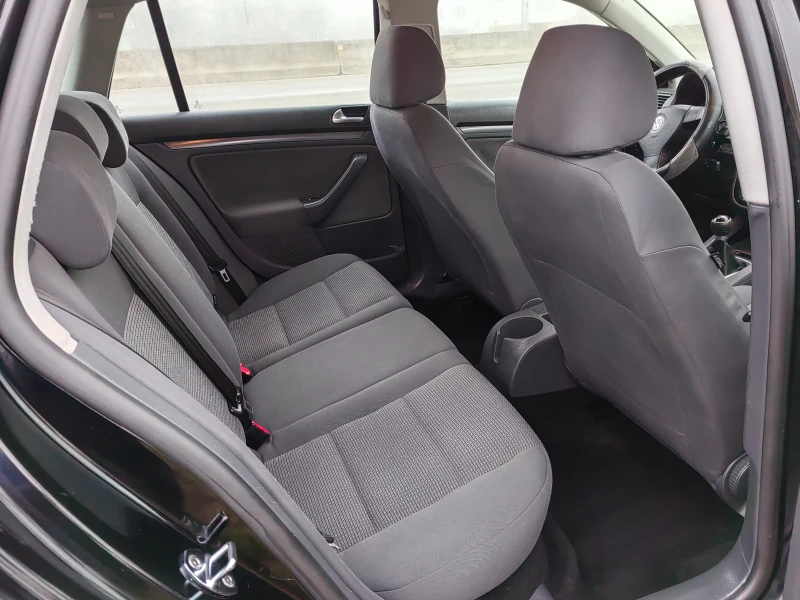 VW Golf 1.9tdi Navi 105ps, снимка 10 - Автомобили и джипове - 52873754