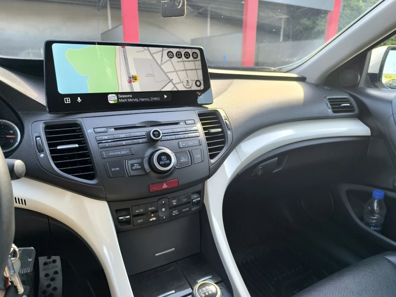 Honda Accord Honda Accord 8 2.2 i-dtec 150к.с., снимка 14 - Автомобили и джипове - 52946071