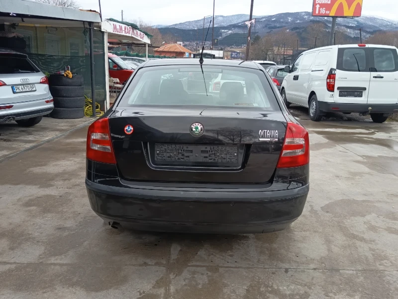 Skoda Octavia 1.6mpi, снимка 5 - Автомобили и джипове - 53100912