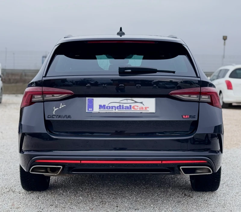 Skoda Octavia VRS 2.0TDI* 200кс 4х4 DIGIT* DISTR* MATRIX, снимка 4 - Автомобили и джипове - 53375685