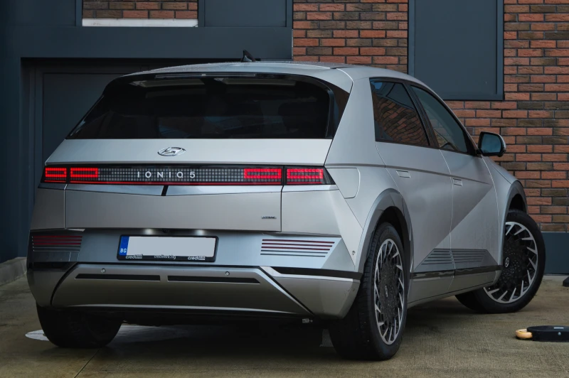 Hyundai Ioniq 5 77kWh AWD UNIQ, снимка 4 - Автомобили и джипове - 53409198