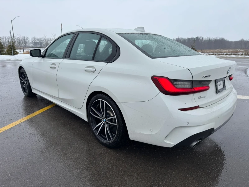 BMW 330 2019 XDRIVE * HEAD-UP / ПОДГРЕВ / ШИБИДАХ, снимка 5 - Автомобили и джипове - 53577677