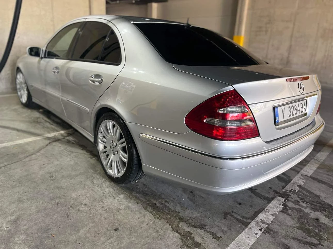 Mercedes-Benz E 320 E320 204к.с - изображение 5