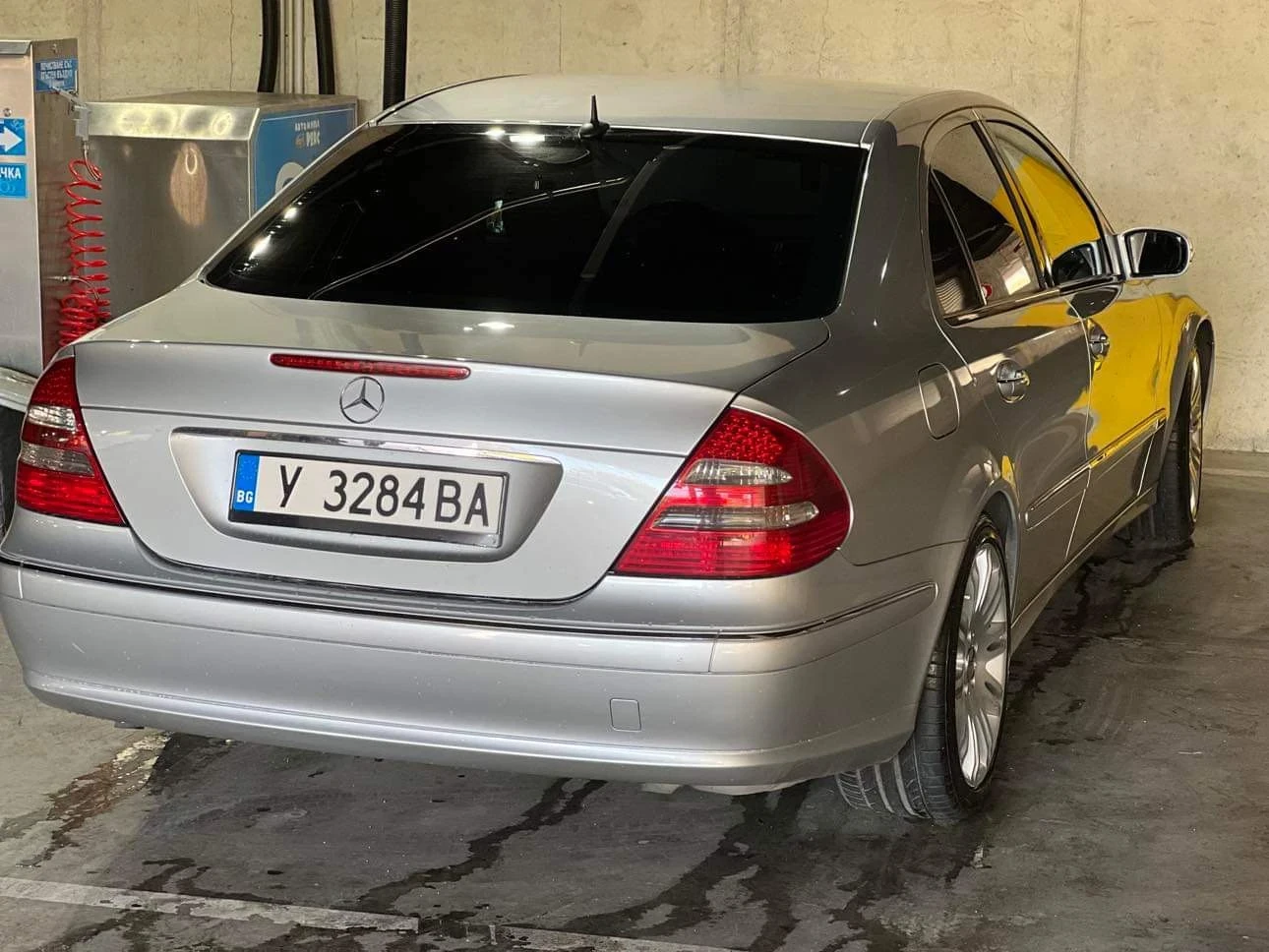 Mercedes-Benz E 320 E320 204к.с - изображение 4