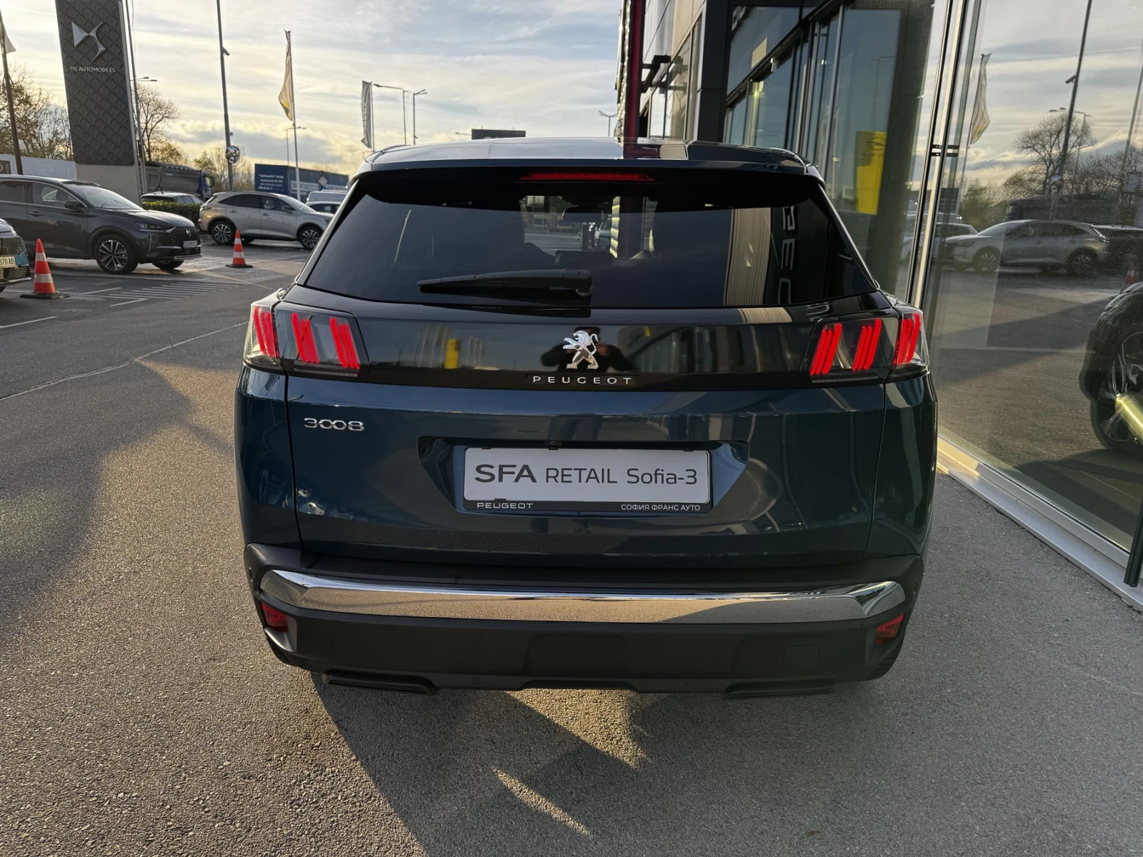 Peugeot 3008 New Line Up ALLURE PACK 1.5 BlueHDi 130 S&S EAT8 E - изображение 6