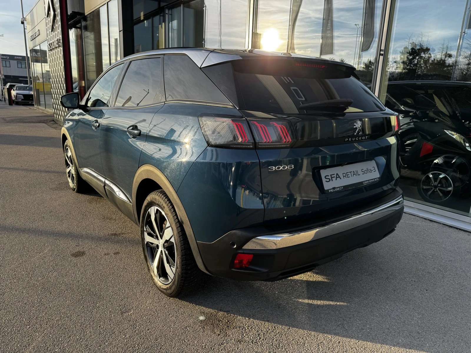 Peugeot 3008 New Line Up ALLURE PACK 1.5 BlueHDi 130 S&S EAT8 E - изображение 7