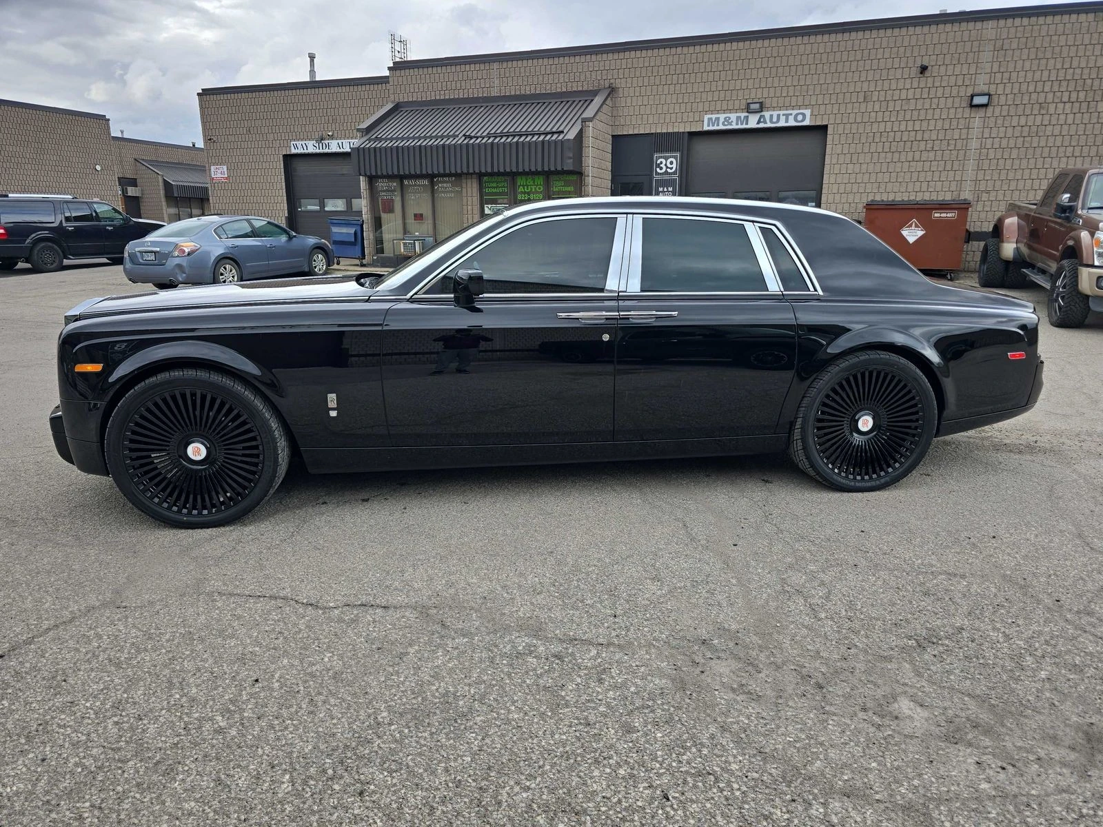Rolls-Royce Phantom CARFAX АВТО КРЕДИТ  - изображение 2