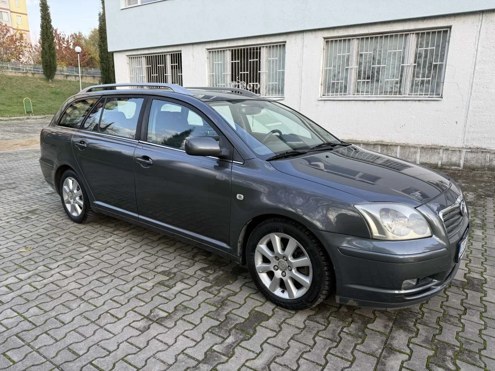 Toyota Avensis  - изображение 6