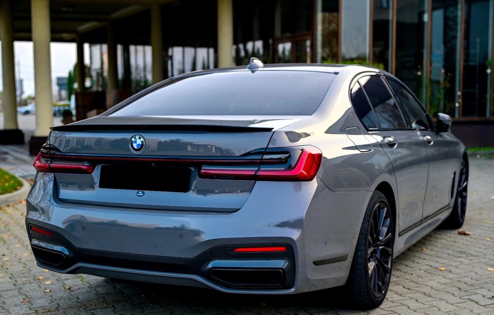 BMW 745 e M-Sport - изображение 4