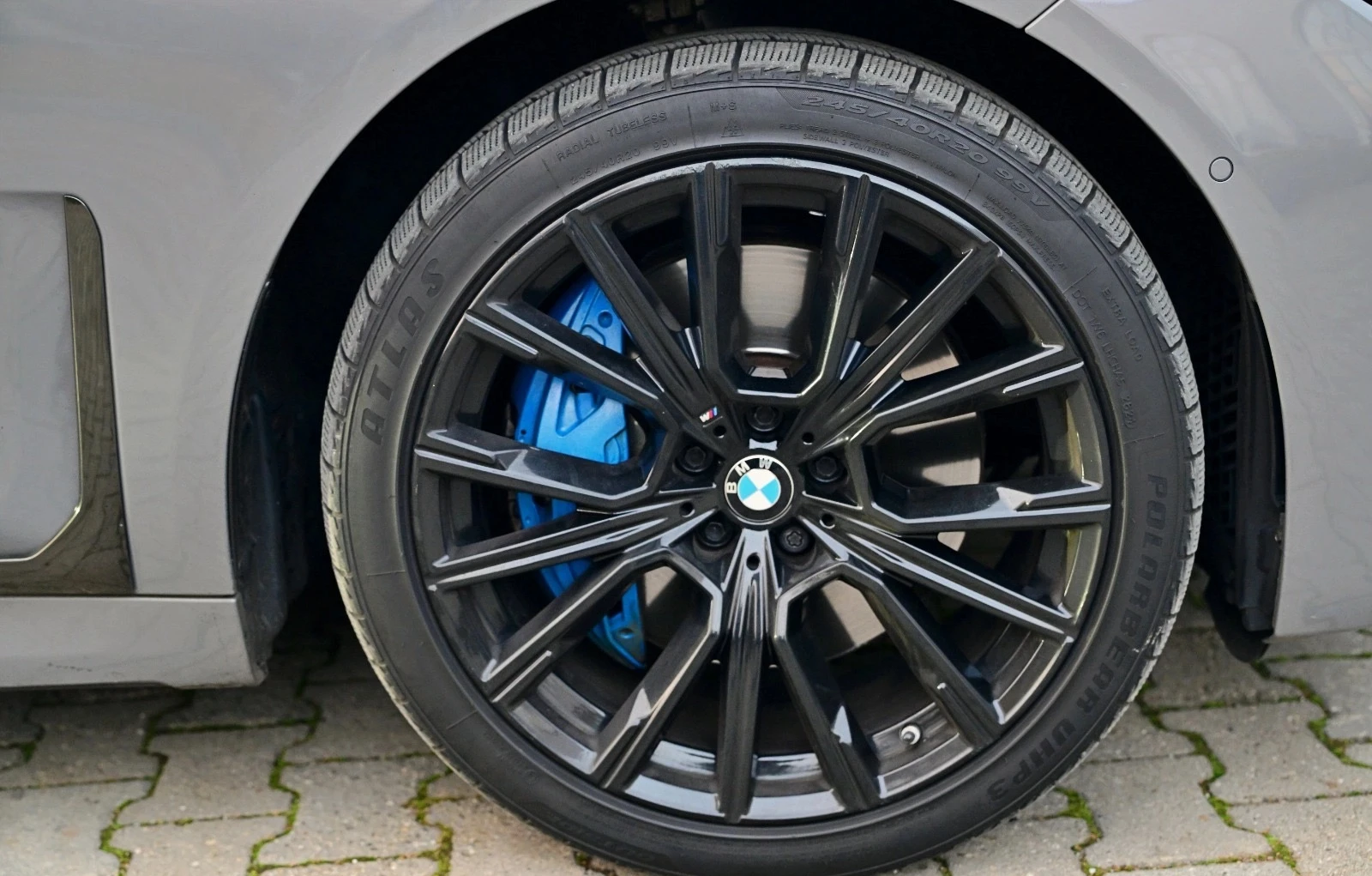 BMW 745 e M-Sport - изображение 6