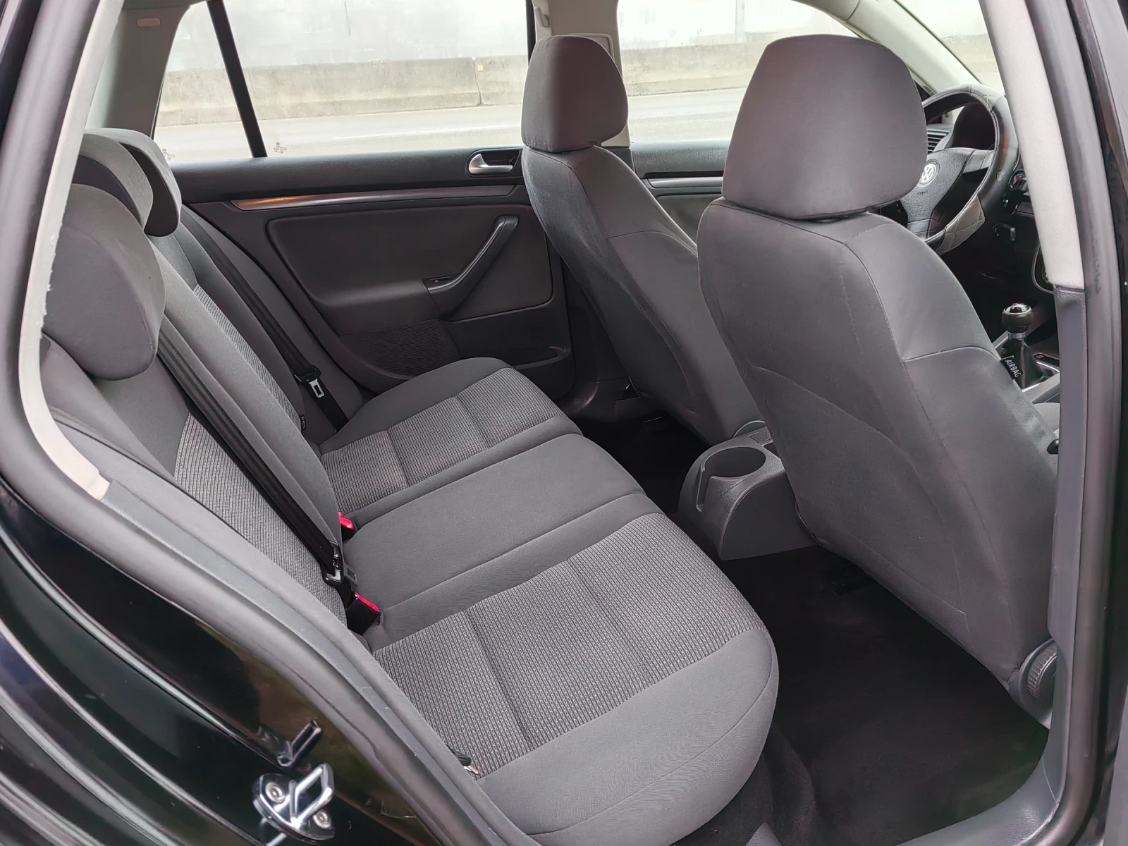 VW Golf 1.9tdi Navi 105ps - изображение 10