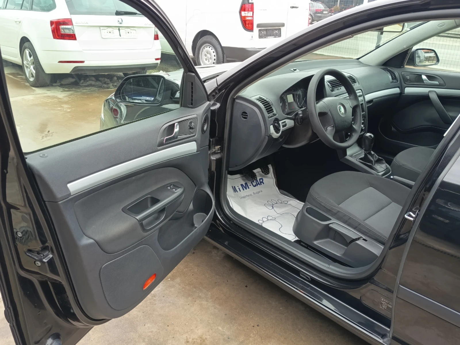 Skoda Octavia 1.6mpi - изображение 9