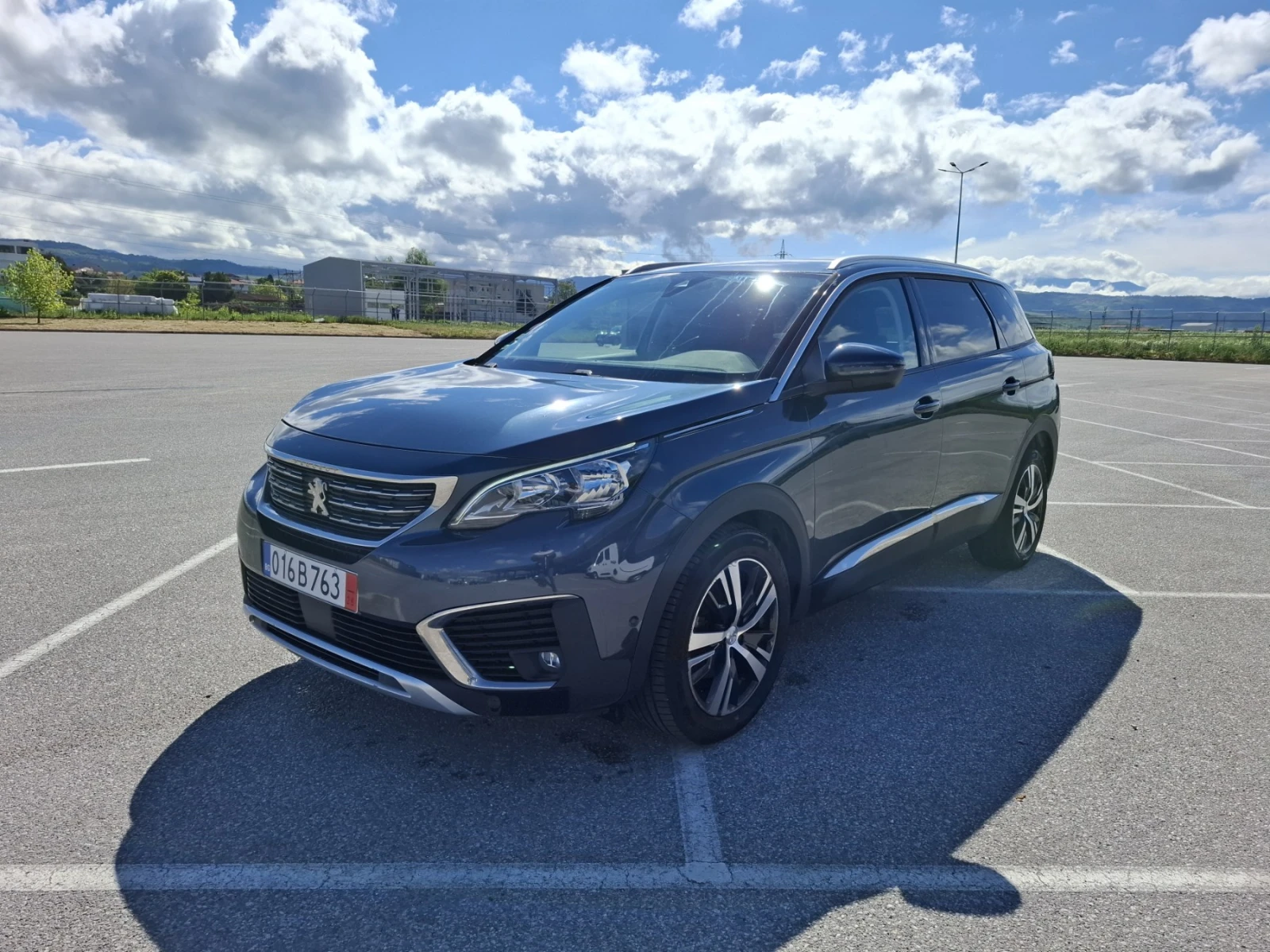 Peugeot 5008 1.6* Allure* 7-места* Автоматик* 135084к.м.