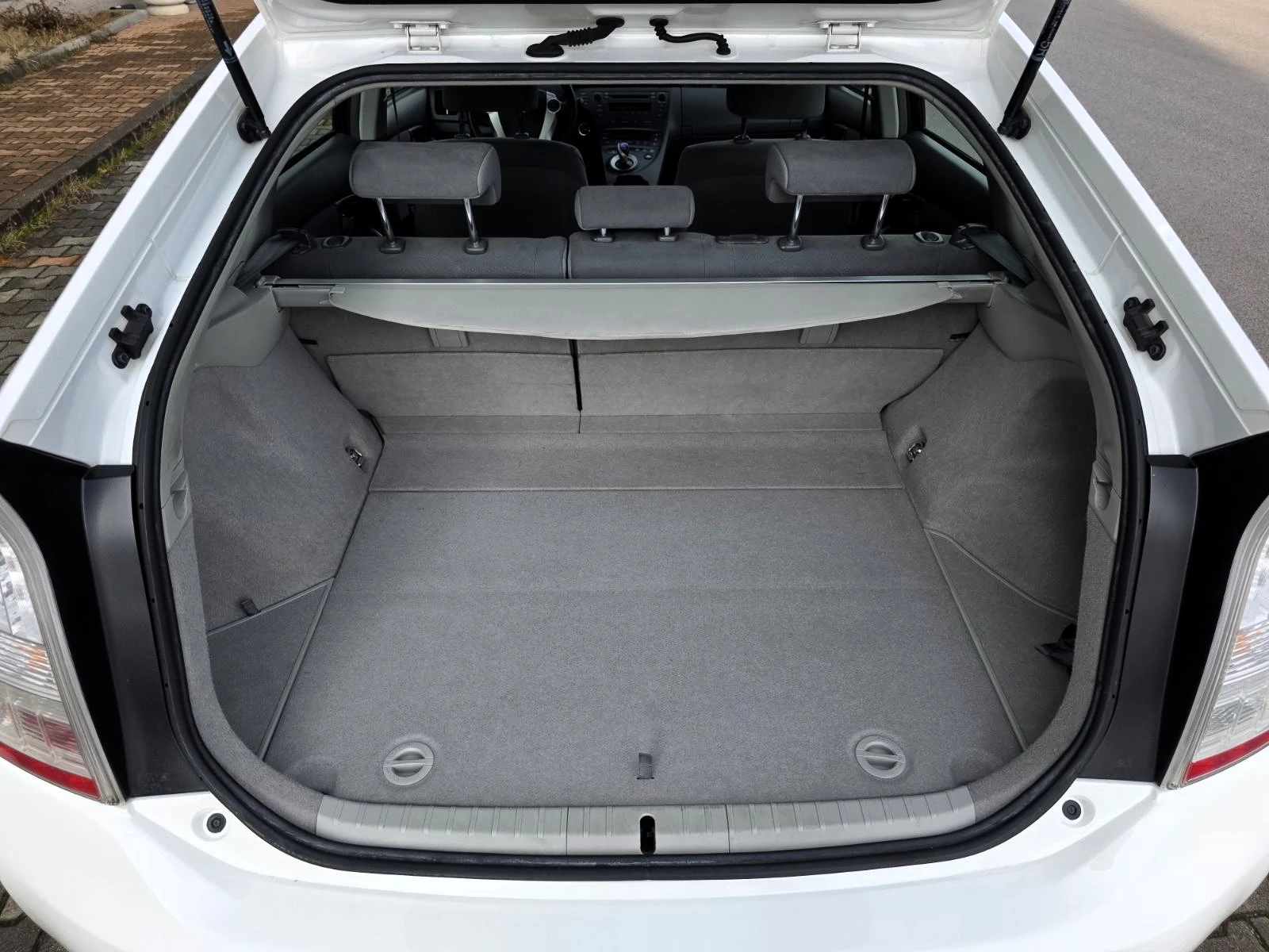 Toyota Prius 1.8Hybrid/136/e-CVT | Mobile.bg � ����������� 14