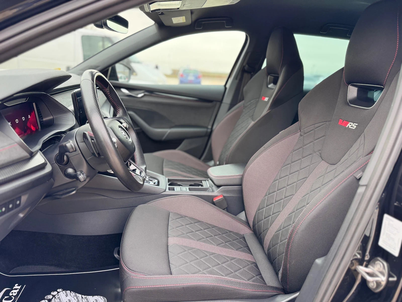 Skoda Octavia VRS 2.0TDI* 200�� 4�4 DIGIT* DISTR* MATRIX | Mobile.bg � ����������� 9