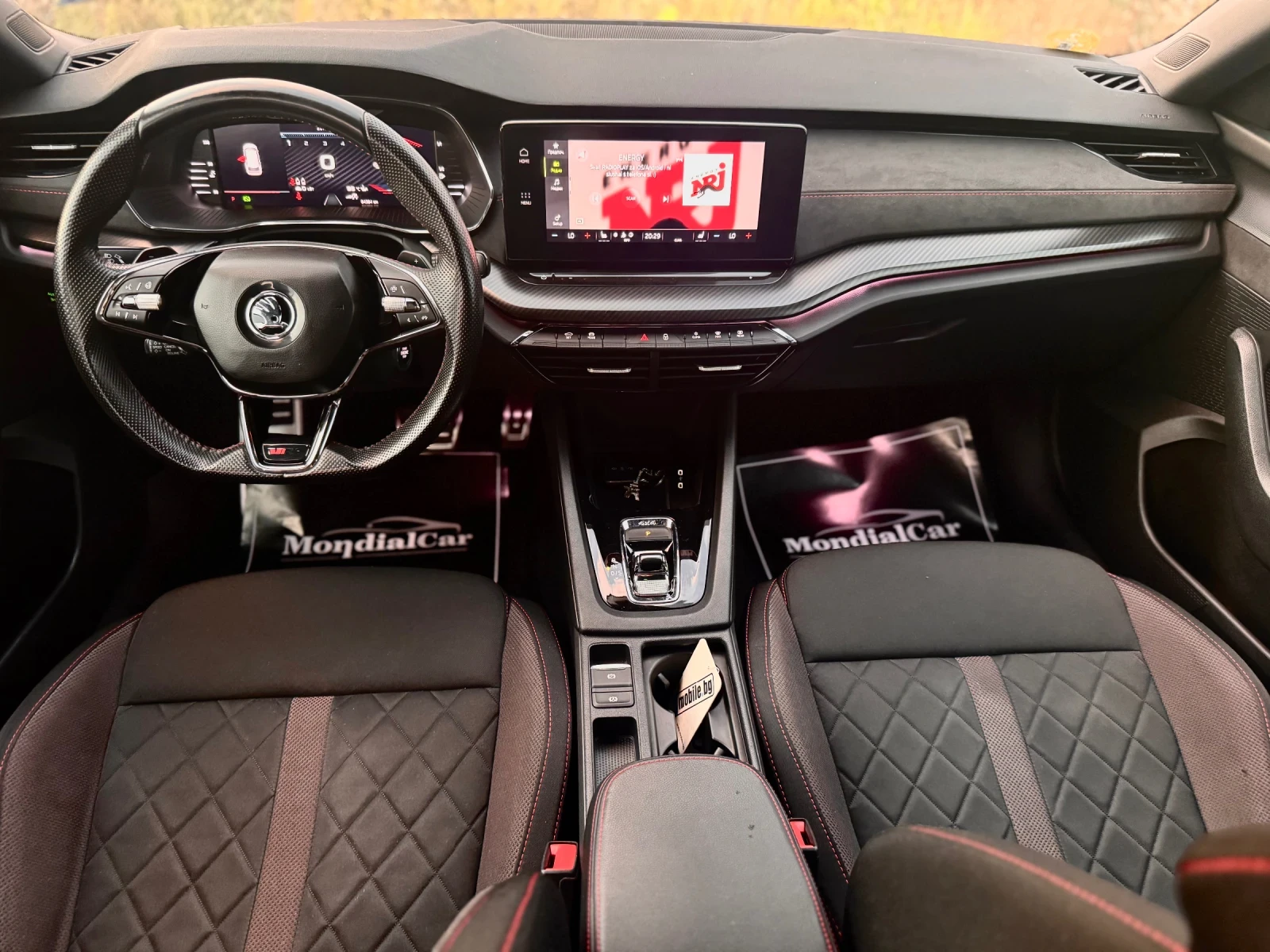 Skoda Octavia VRS 2.0TDI* 200кс 4х4 DIGIT* DISTR* MATRIX, снимка 9 - Автомобили и джипове - 53375685