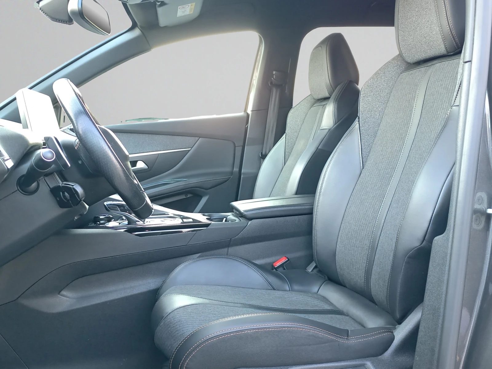 Peugeot 3008 NEW GT Line 2.0 e-HDi 180 EAT8 EURO 6.2, снимка 9 - Автомобили и джипове - 53763969