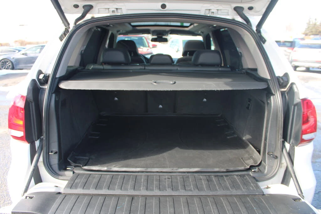 BMW X5 xDrive35i AWD* АвтоКредит* (Цена до БГ) , снимка 7 - Автомобили и джипове - 53830387