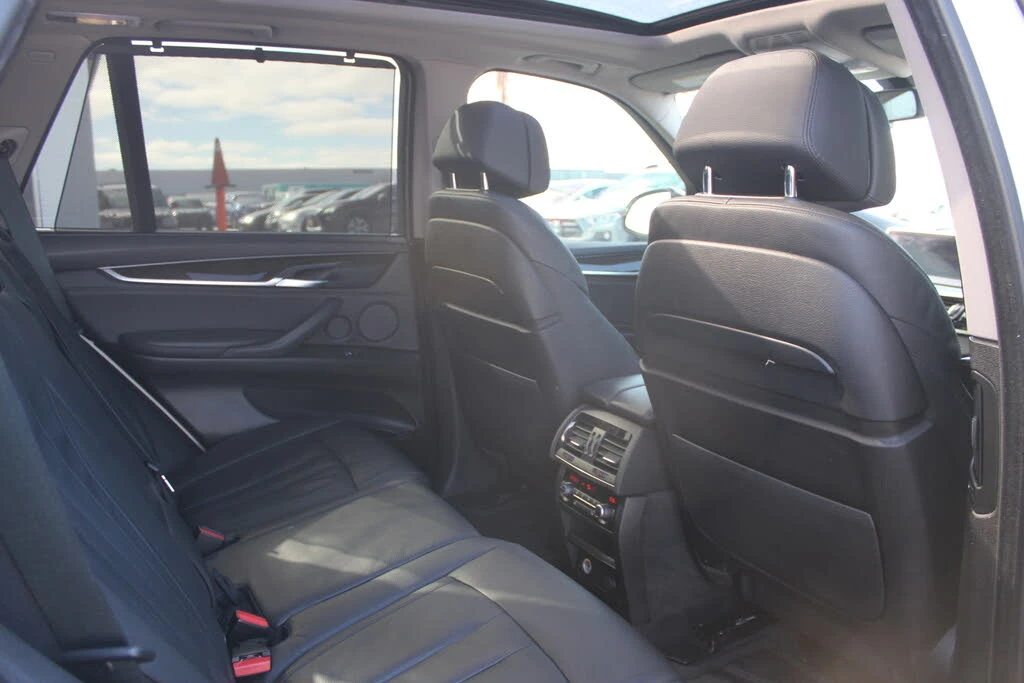 BMW X5 xDrive35i AWD* АвтоКредит* (Цена до БГ) , снимка 9 - Автомобили и джипове - 53830387