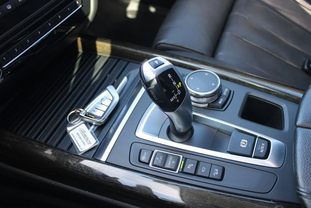 BMW X5 xDrive35i AWD* АвтоКредит* (Цена до БГ) , снимка 11 - Автомобили и джипове - 53830387