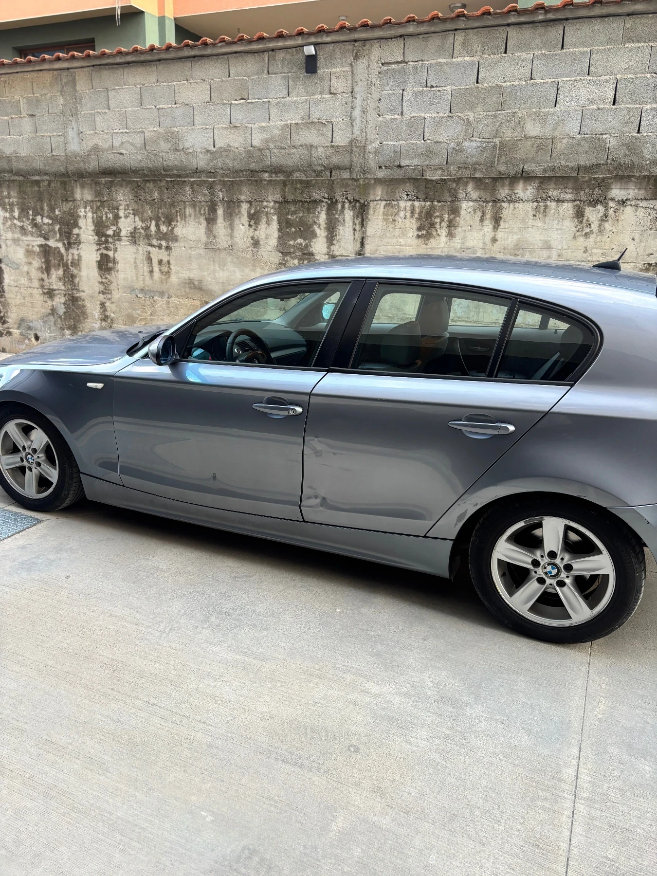 BMW 118, снимка 8 - Автомобили и джипове - 54168620