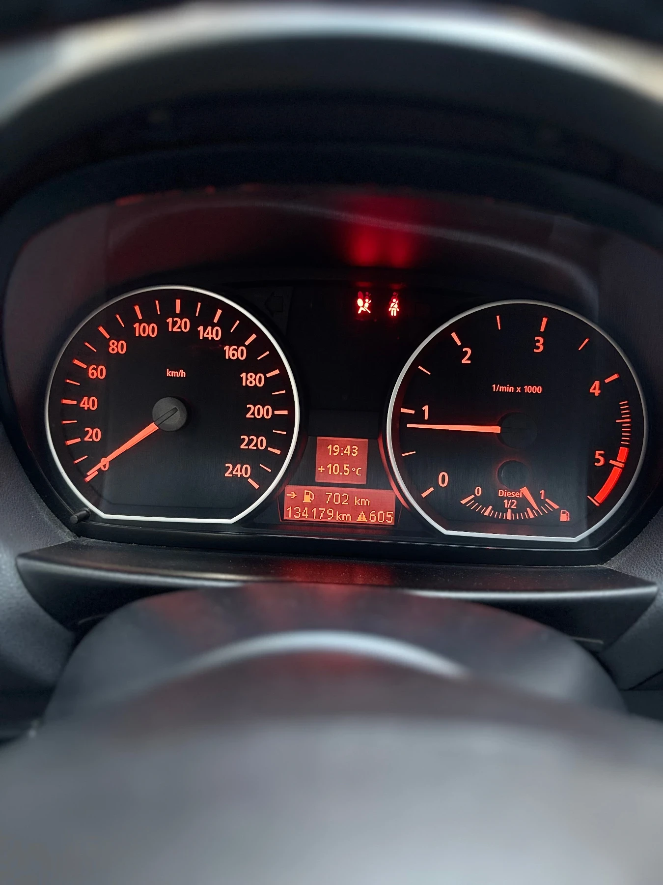 BMW 118, снимка 16 - Автомобили и джипове - 54168620