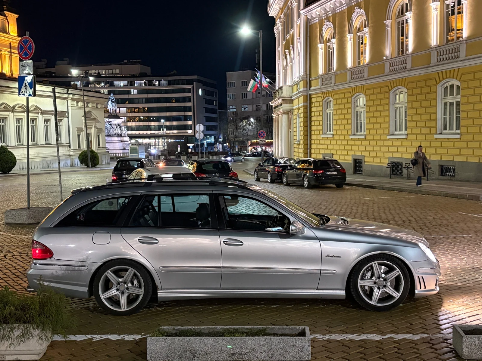 Mercedes-Benz E 63 AMG, снимка 6 - Автомобили и джипове - 54197171