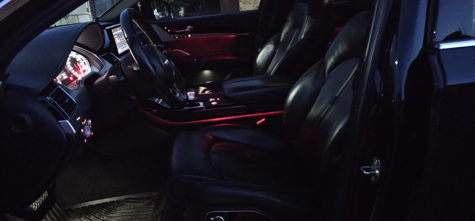 Audi A8, снимка 8 - Автомобили и джипове - 54294411