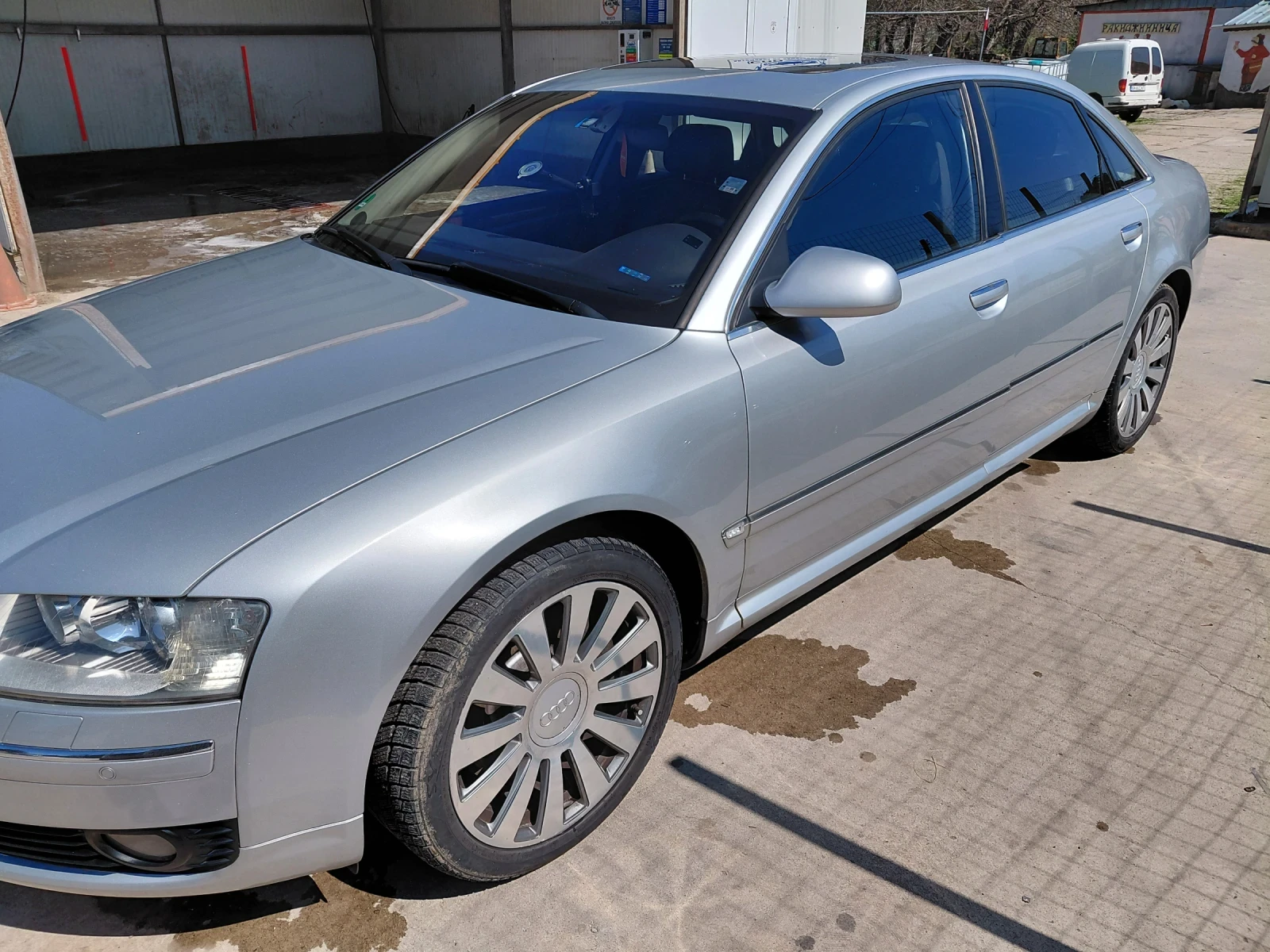 Audi A8 4200