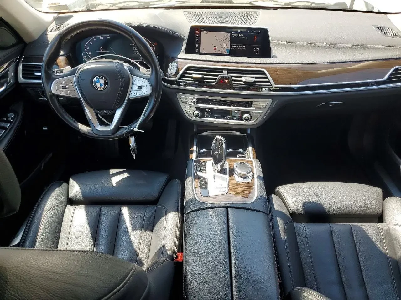 BMW 740 XI, снимка 8 - Автомобили и джипове - 54700768