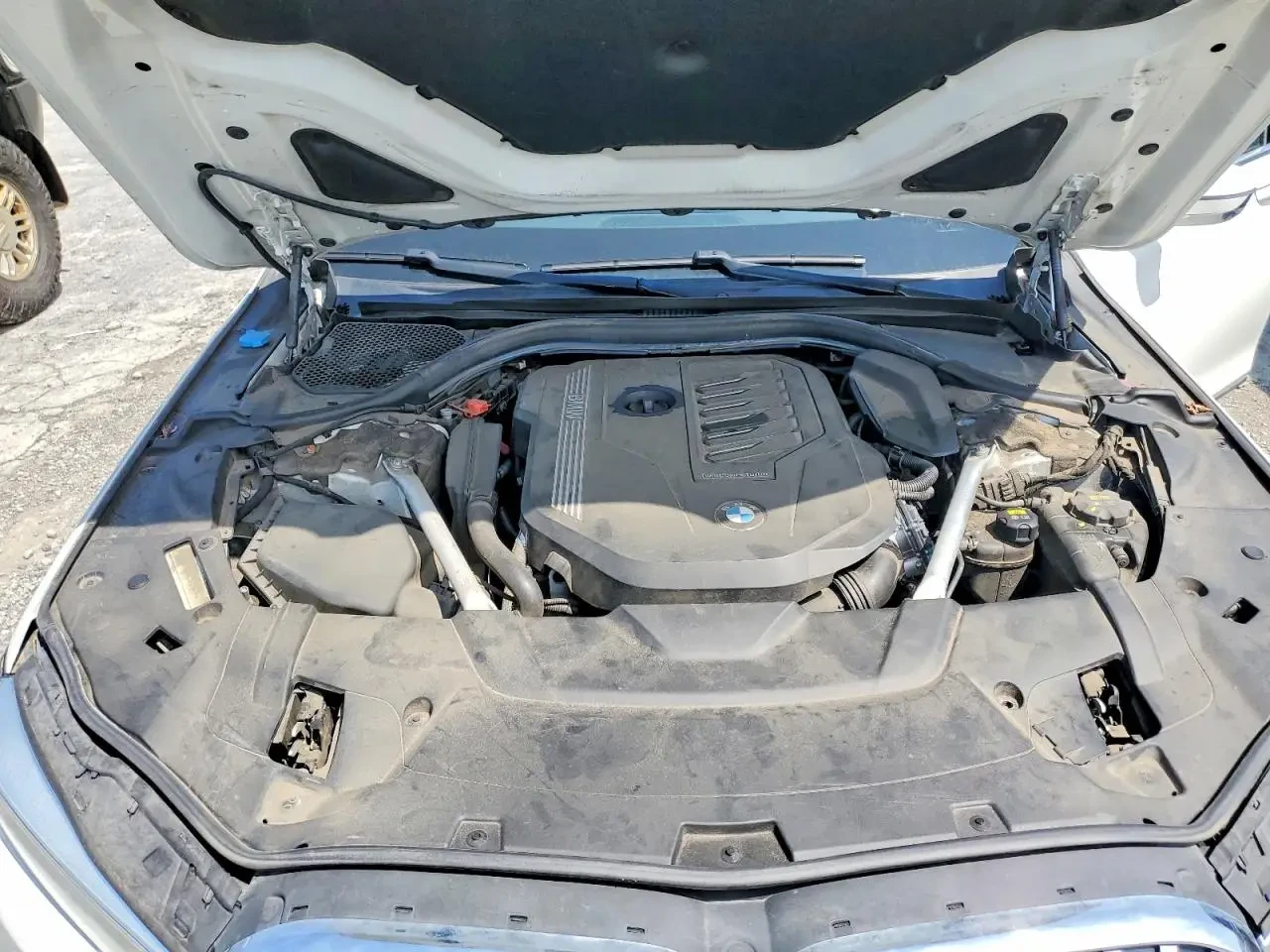BMW 740 XI, снимка 11 - Автомобили и джипове - 54700768