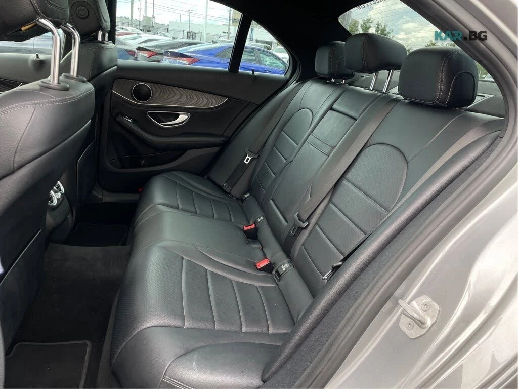 Mercedes-Benz C 300 (КРАЙНА цена до БЪЛГАРИЯ), снимка 17 - Автомобили и джипове - 55105091