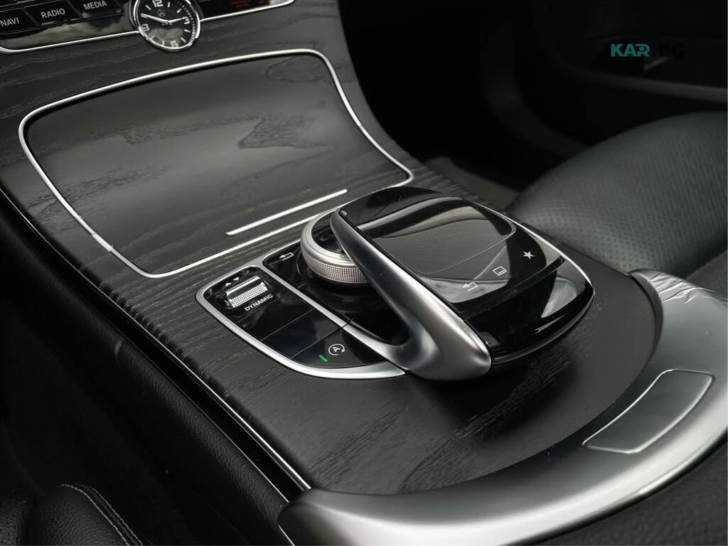 Mercedes-Benz C 300 (КРАЙНА цена до БЪЛГАРИЯ), снимка 14 - Автомобили и джипове - 55105091