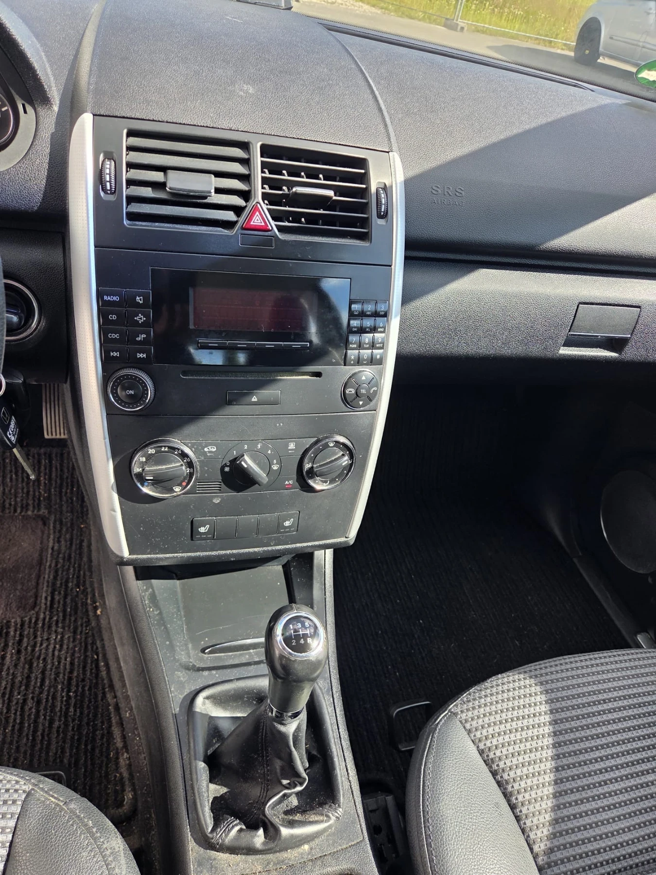 Mercedes-Benz A 170 170, снимка 9 - Автомобили и джипове - 55652441