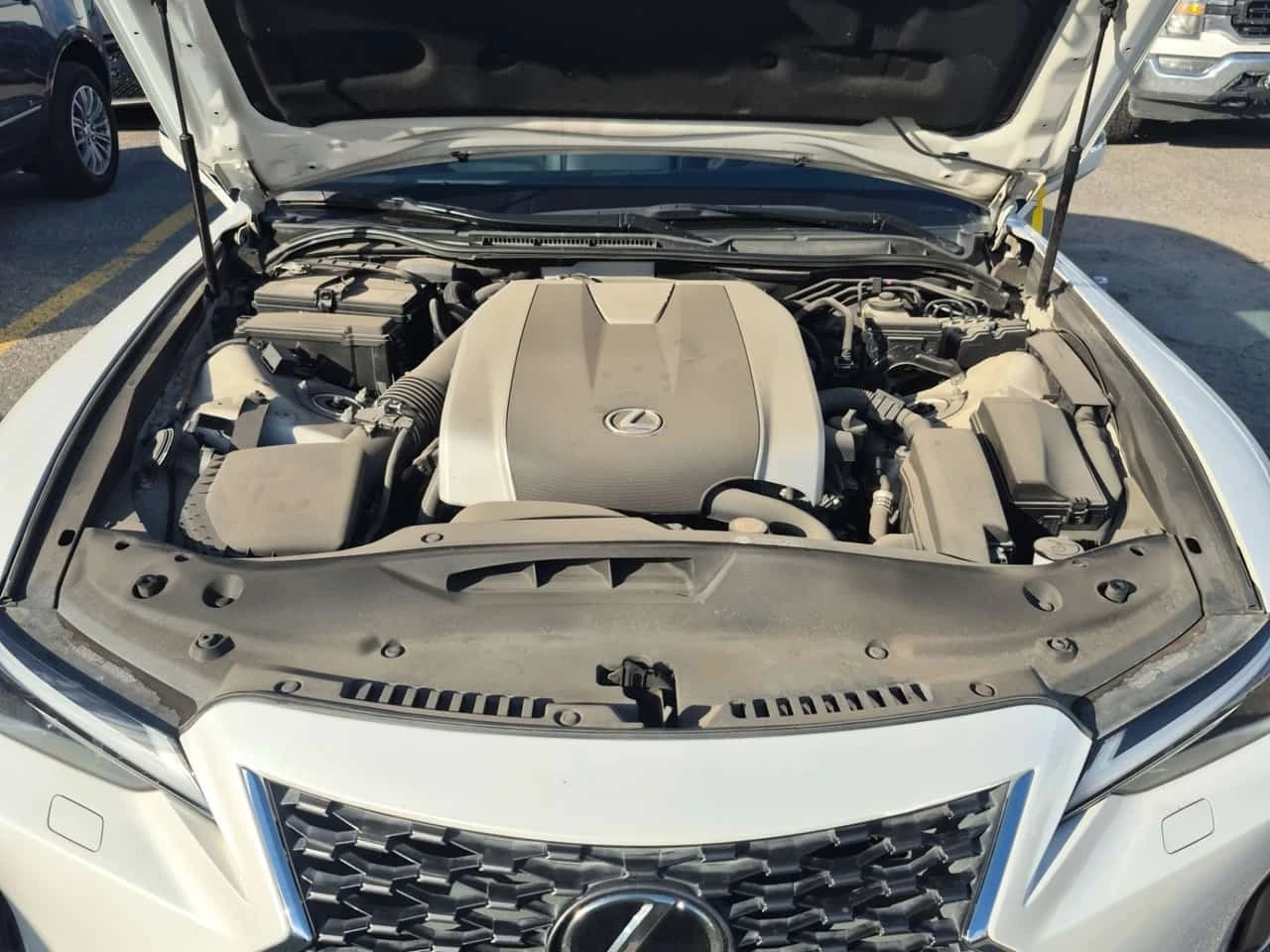 Lexus IS * 300 * CARFAX * , снимка 17 - Автомобили и джипове - 56621638