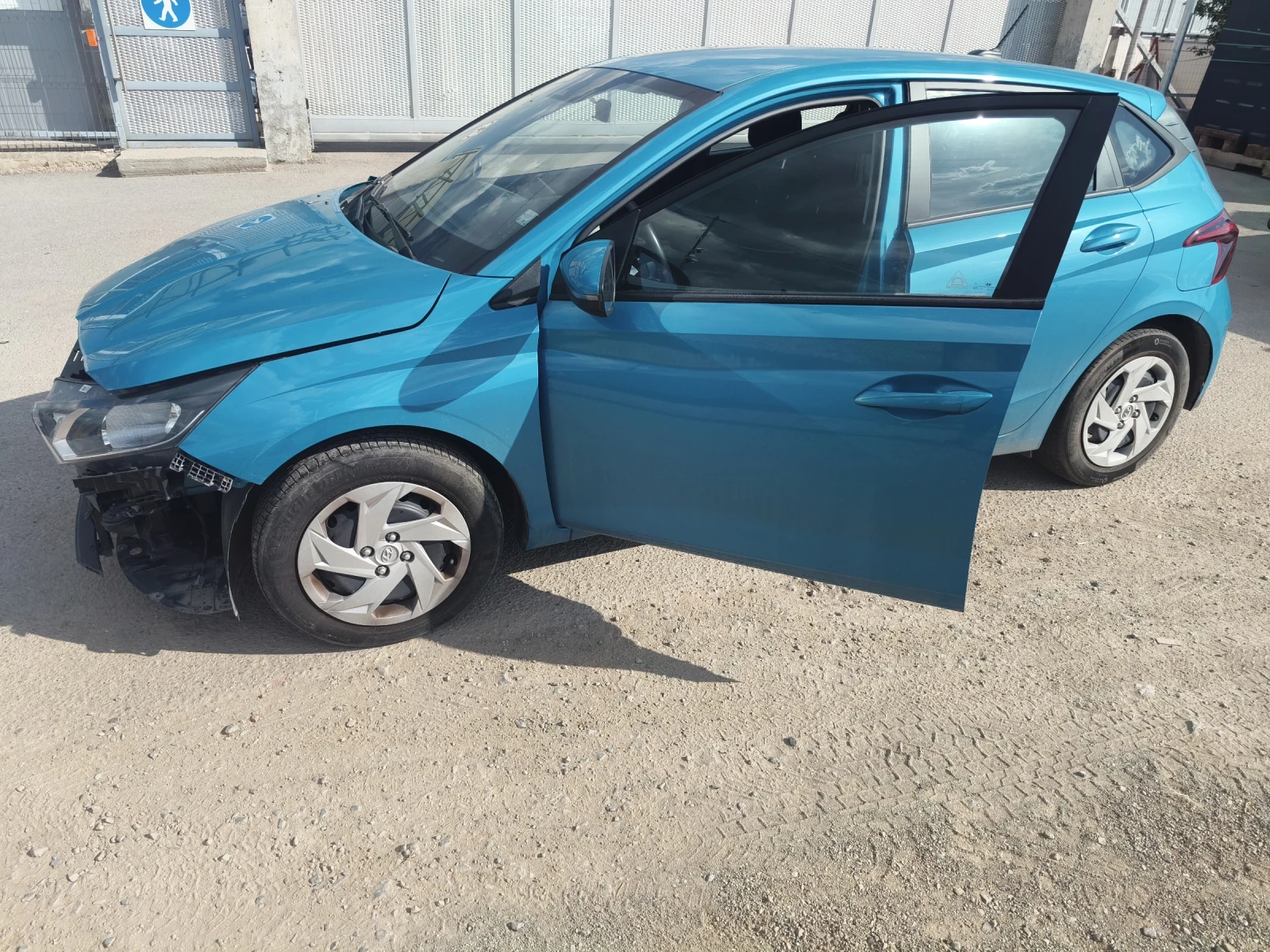 Hyundai I20, снимка 4 - Автомобили и джипове - 56729917